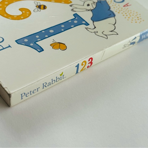 Peter Rabbit 123 A Counting Book Baby Board Book - Picture 15 of 16